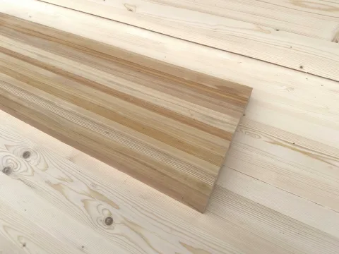Ступень из лиственницы 40 x 300 x 1000 мм, «Цельноламельная», класс Экстра